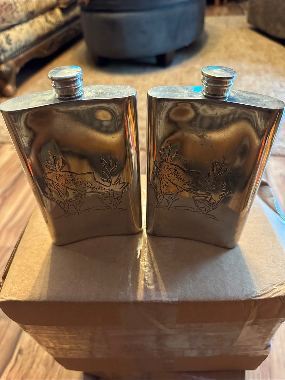 Set of Two Silver Rabbit-Engraved Hip Flasks - Home Accents Decor